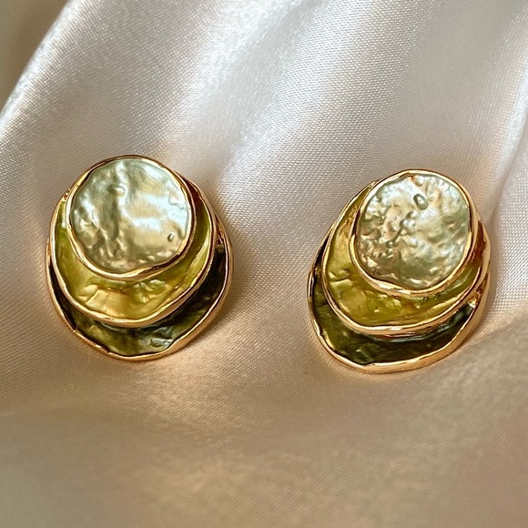 ✨Sundance Artesia Earrings - Picture 3 of 11